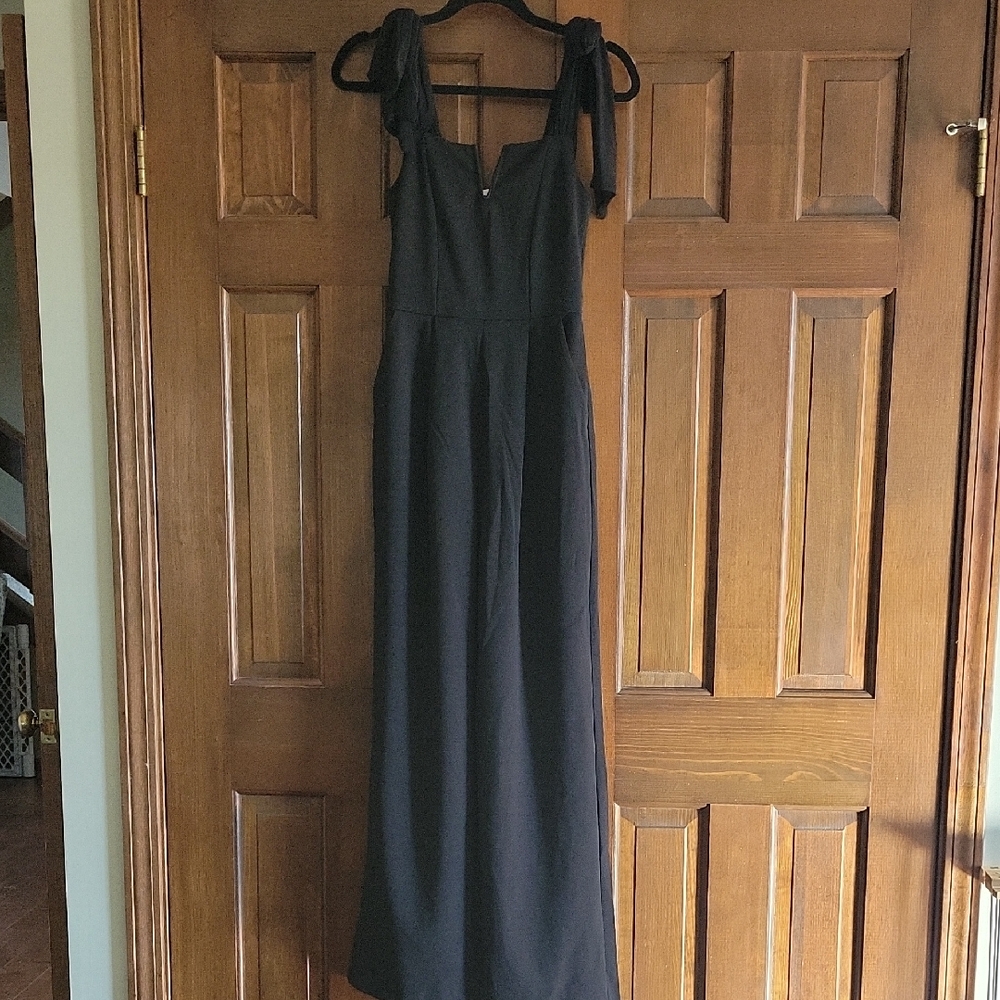 Dry Goods Elegant Black Tie-Strap Romper